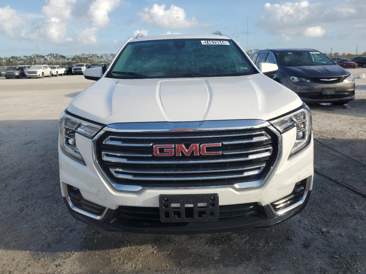 Lot #2974317468 2023 GMC TERRAIN SL