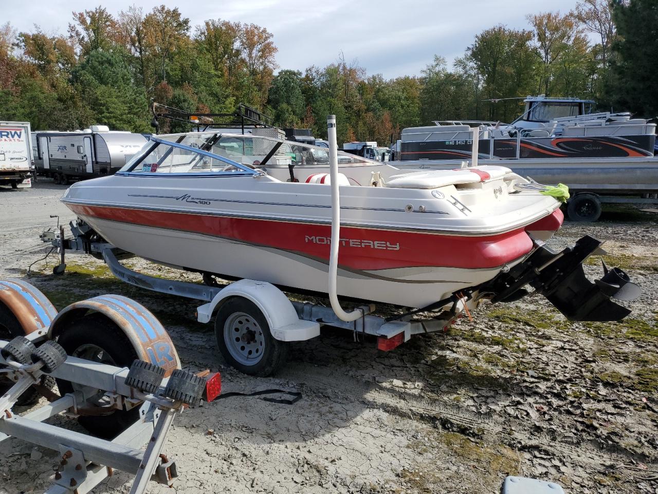 Lot #3029353697 1999 MONT BOAT/TRLR