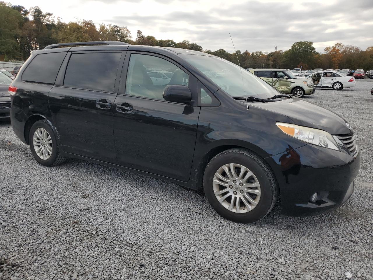 Lot #2991759196 2012 TOYOTA SIENNA XLE