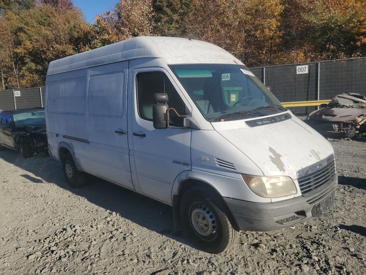 Lot #2945294452 2005 FREIGHTLINER SPRINTER 2