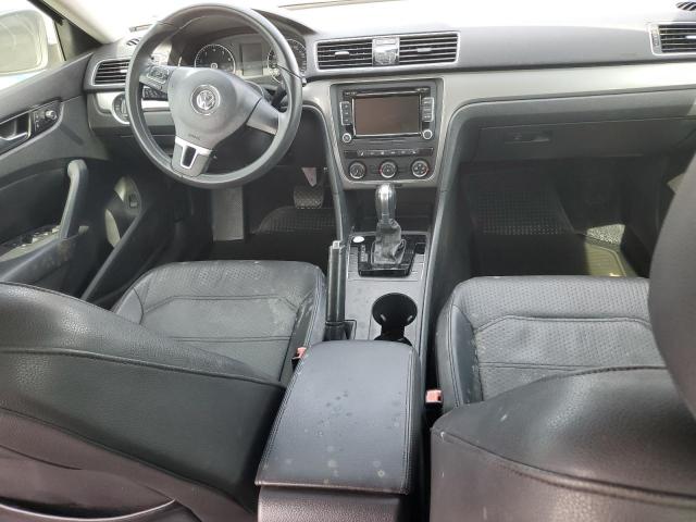 2015 VOLKSWAGEN PASSAT S - 1VWAT7A30FC081566