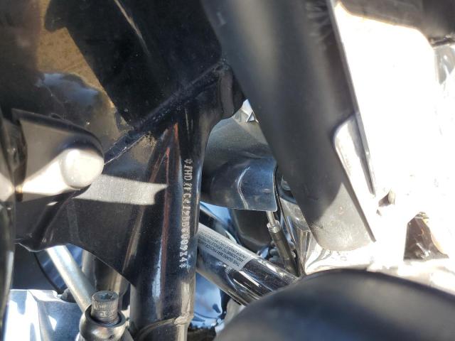 2011 HARLEY-DAVIDSON FLHTCU 1HD1FC412BB600984