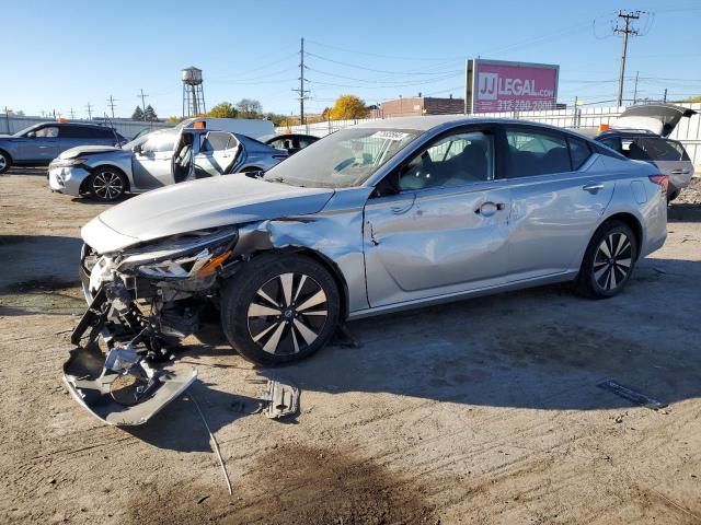 NISSAN ALTIMA SV
