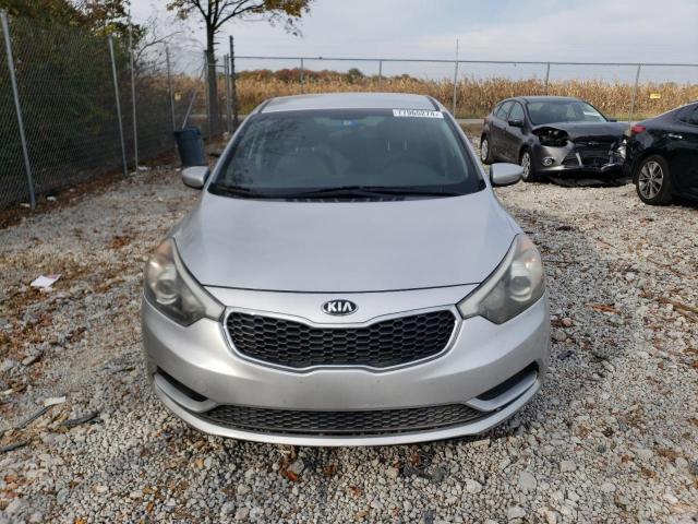 VIN KNAFK4A60F5406013 2015 KIA FORTE no.5