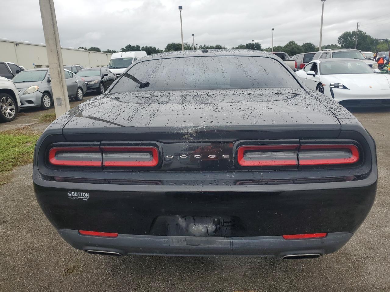 Lot #2885983208 2015 DODGE CHALLENGER