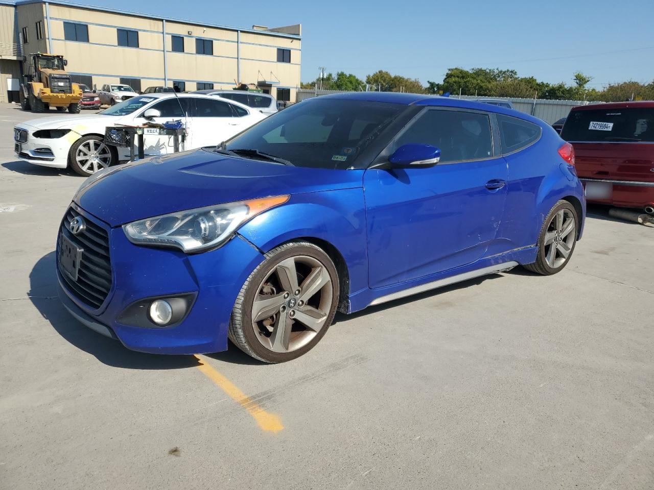  Salvage Hyundai VELOSTER