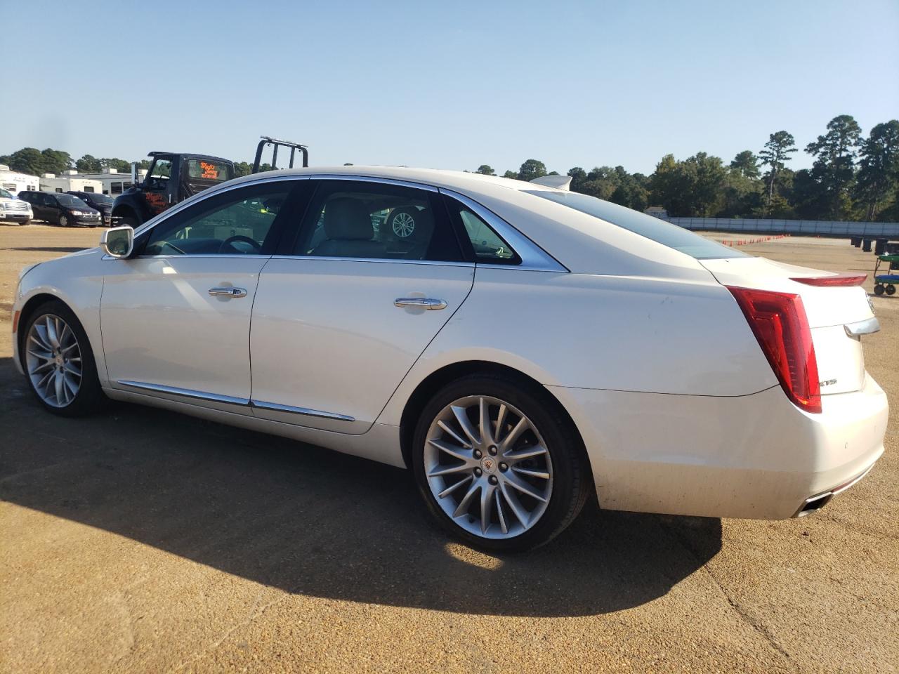 Lot #2953005722 2015 CADILLAC XTS PLATIN