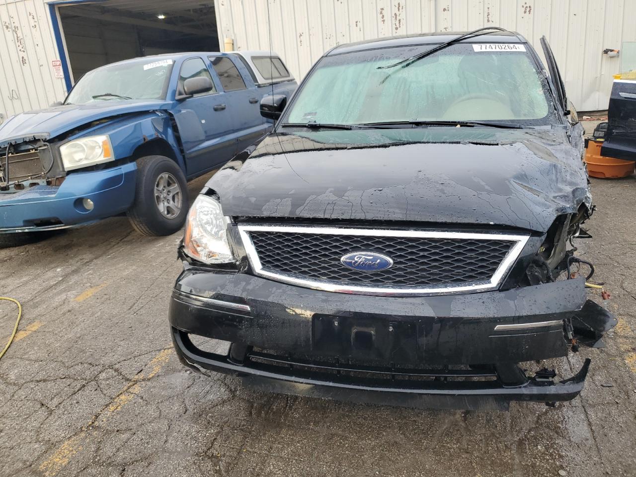 Lot #2993939324 2006 FORD FIVE HUNDR