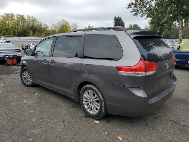 TOYOTA SIENNA XLE 2013 gray  gas 5TDYK3DCXDS333764 photo #3