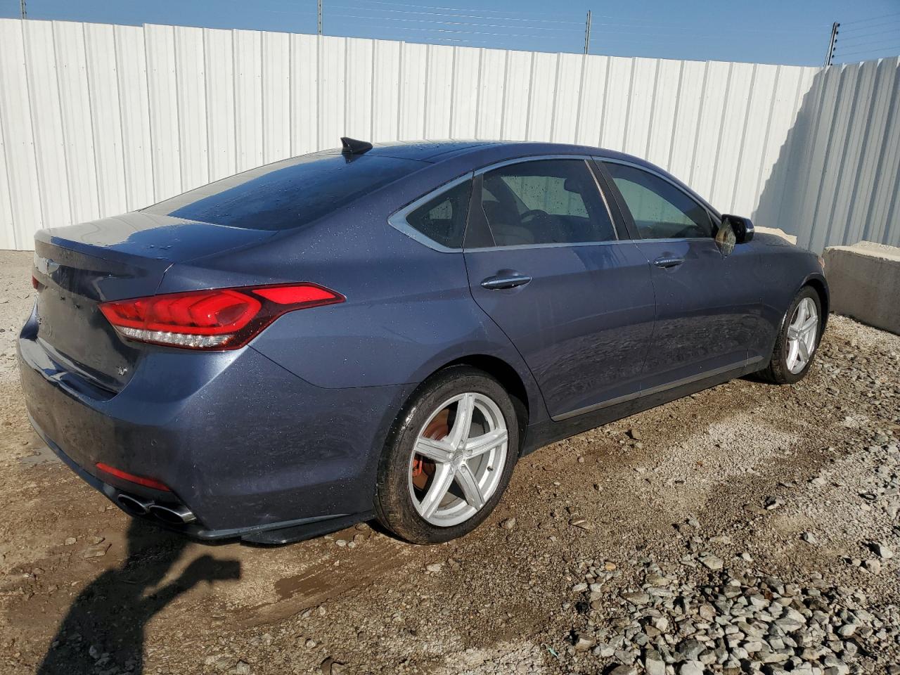 Lot #2945006881 2015 HYUNDAI GENESIS 5.