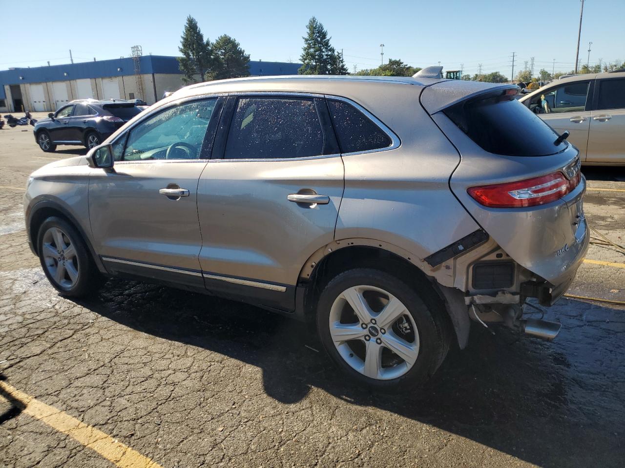 Lot #2945540102 2018 LINCOLN MKC PREMIE