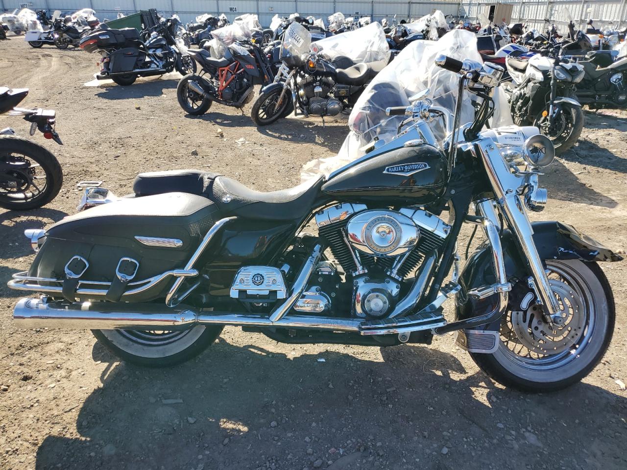 Harley Davidson FLHRC / Road King Classic 2007 