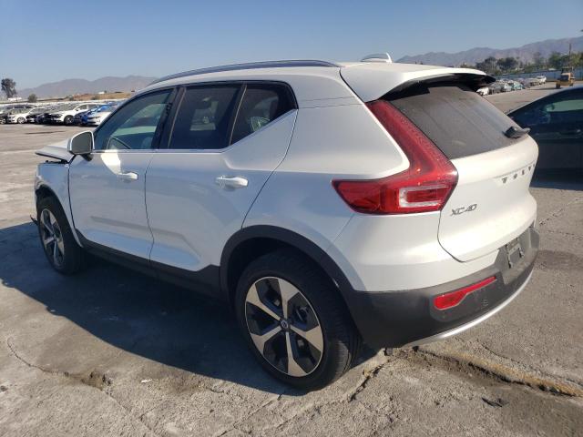 VOLVO XC40 PLUS 2024 white  gas YV4L12UE5R2323826 photo #3