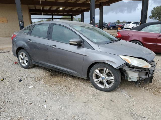 VIN 1FADP3F22DL135899 2013 Ford Focus, SE no.4