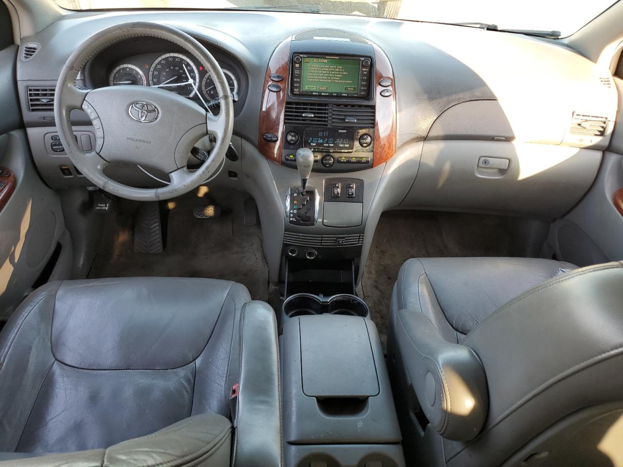 Lot #3028325853 2005 TOYOTA SIENNA XLE