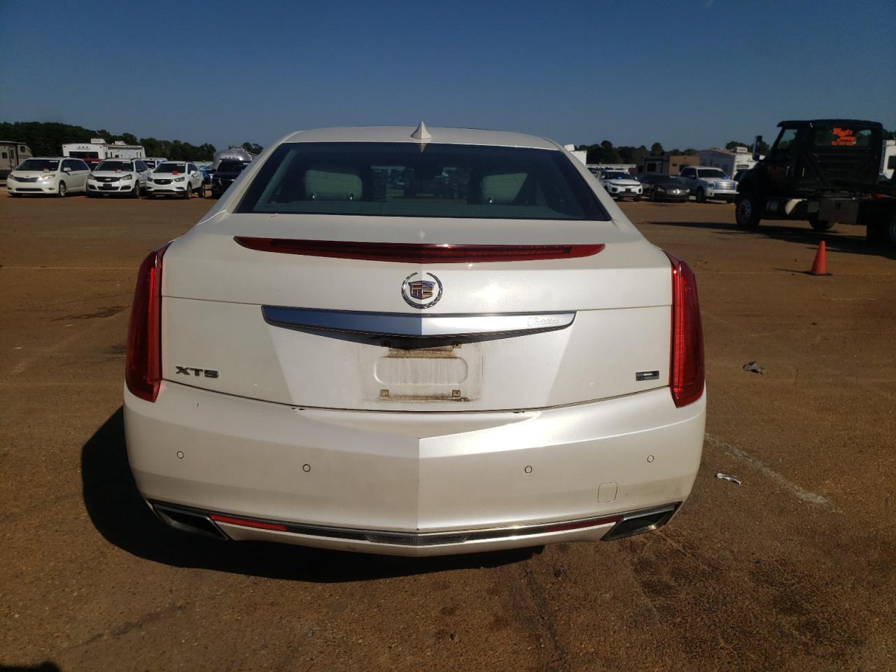 Lot #2953005722 2015 CADILLAC XTS PLATIN