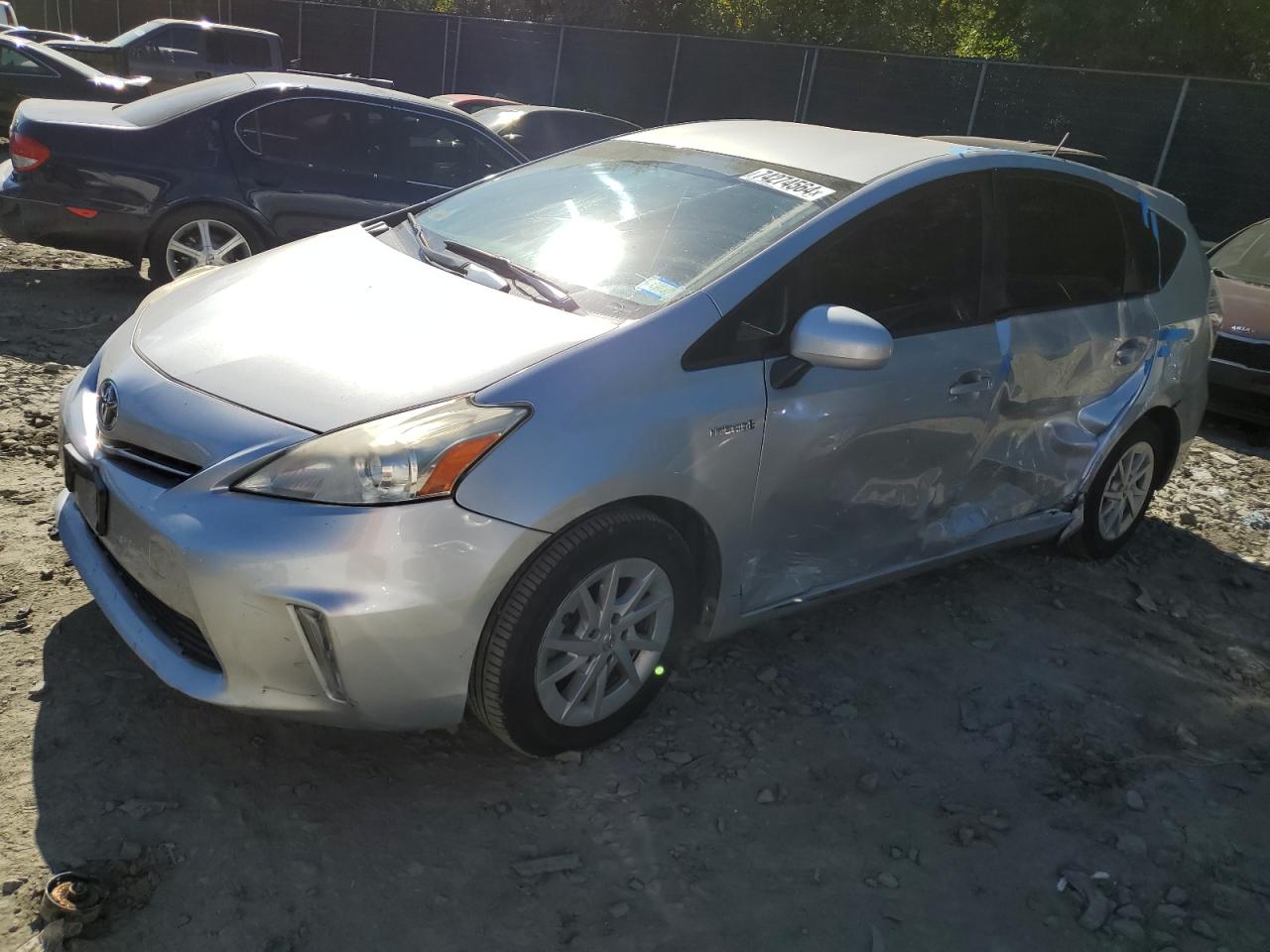 Toyota Prius V 2012 ZVW41L