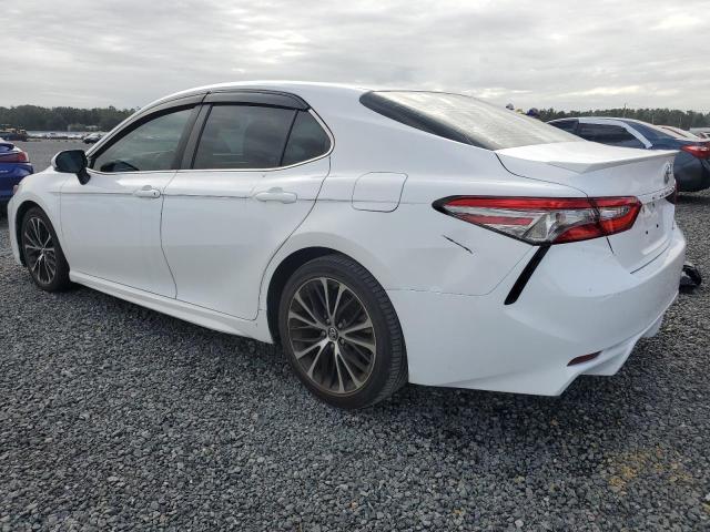 VIN 4T1B11HK6JU566672 2018 Toyota Camry, L no.2