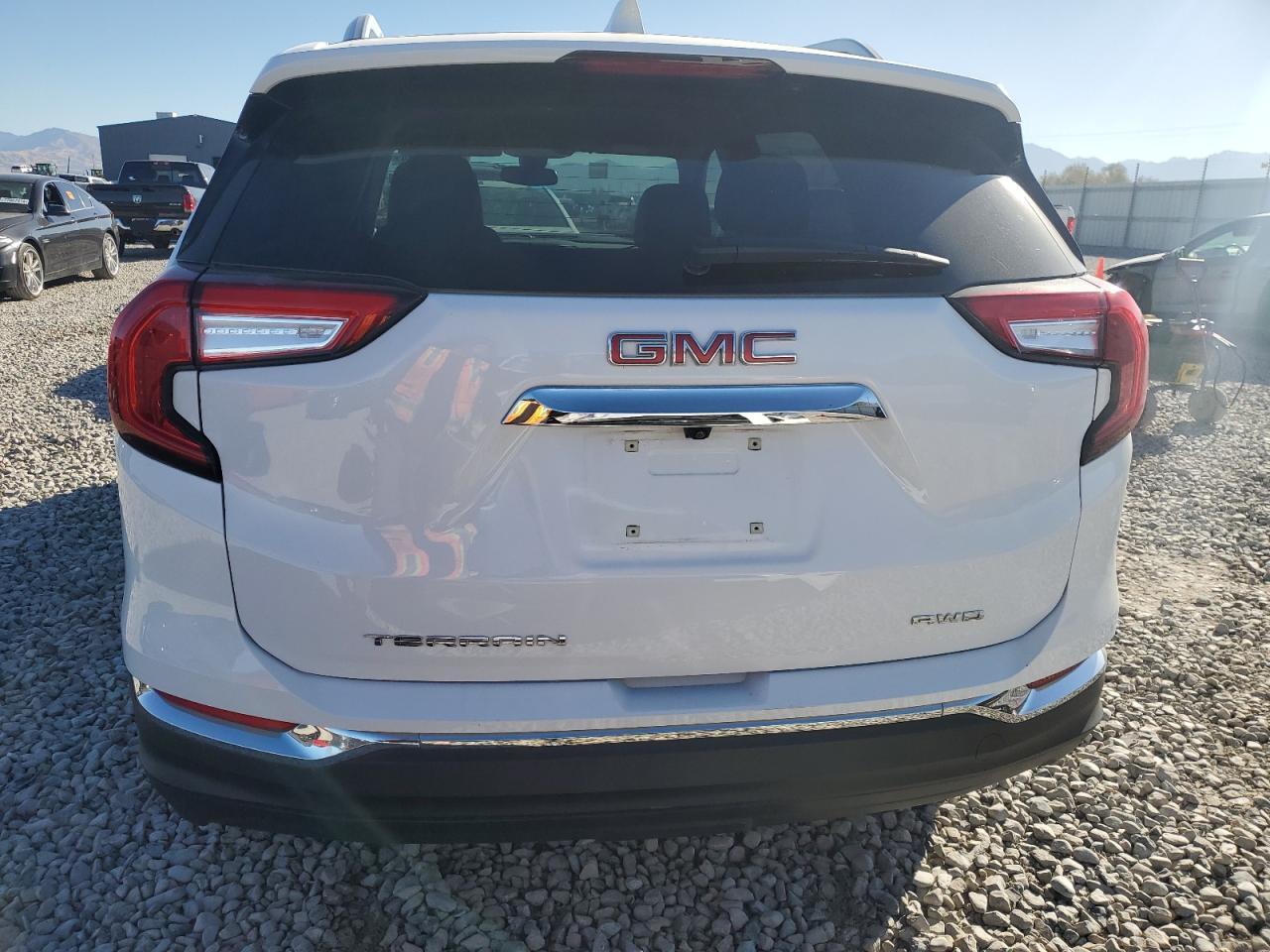 Lot #2955584782 2023 GMC TERRAIN SL