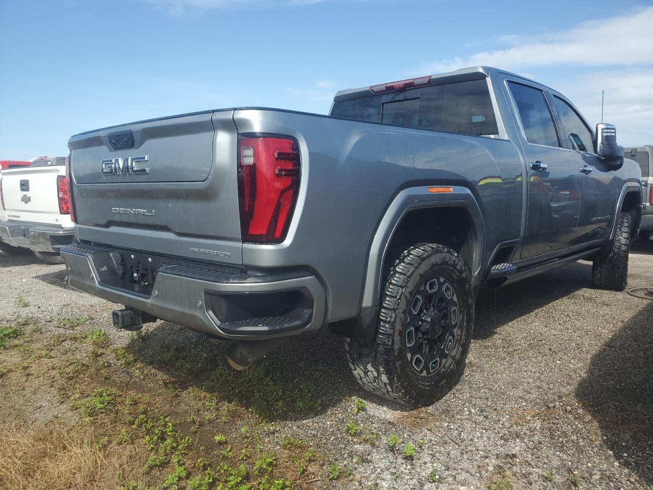 Lot #2979122969 2024 GMC SIERRA K25