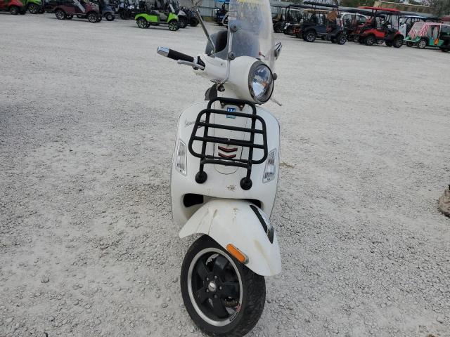 2017 VESPA GTS 300 SU ZAPM459L6H5101587