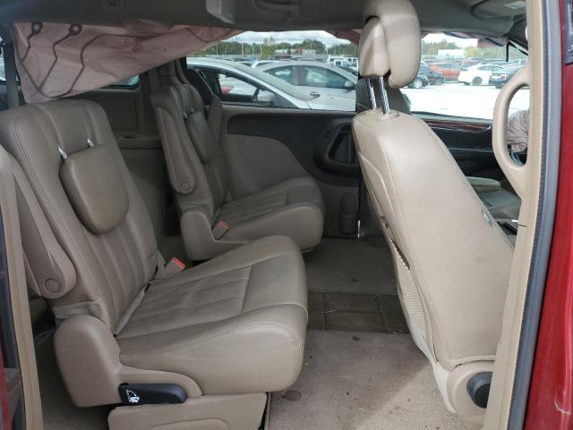 2015 CHRYSLER TOWN & COU - 2C4RC1BG0FR654445
