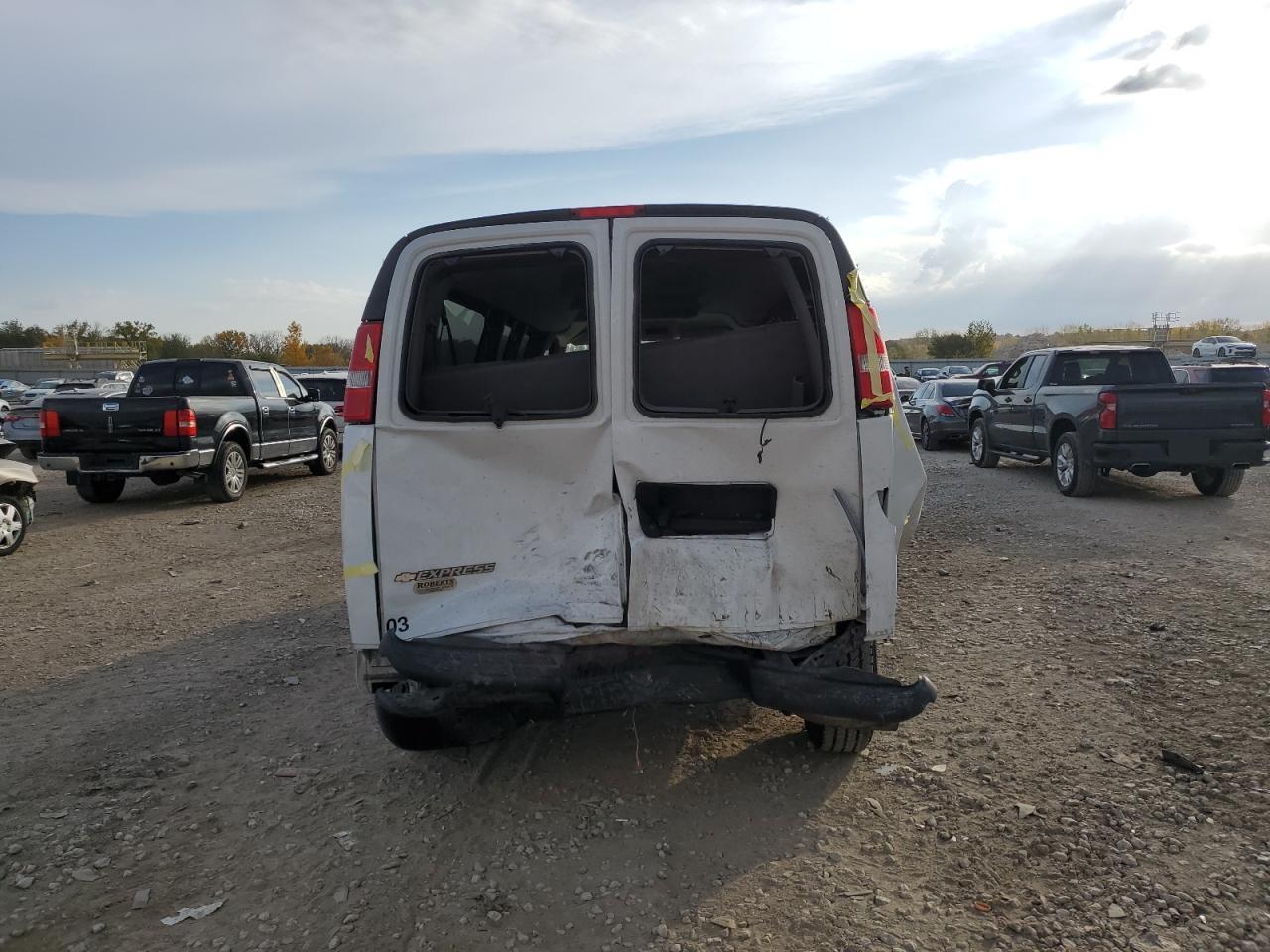 Lot #2955403701 2019 CHEVROLET EXPRESS G3