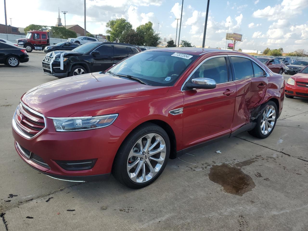 Lot #2962675087 2015 FORD TAURUS LIM