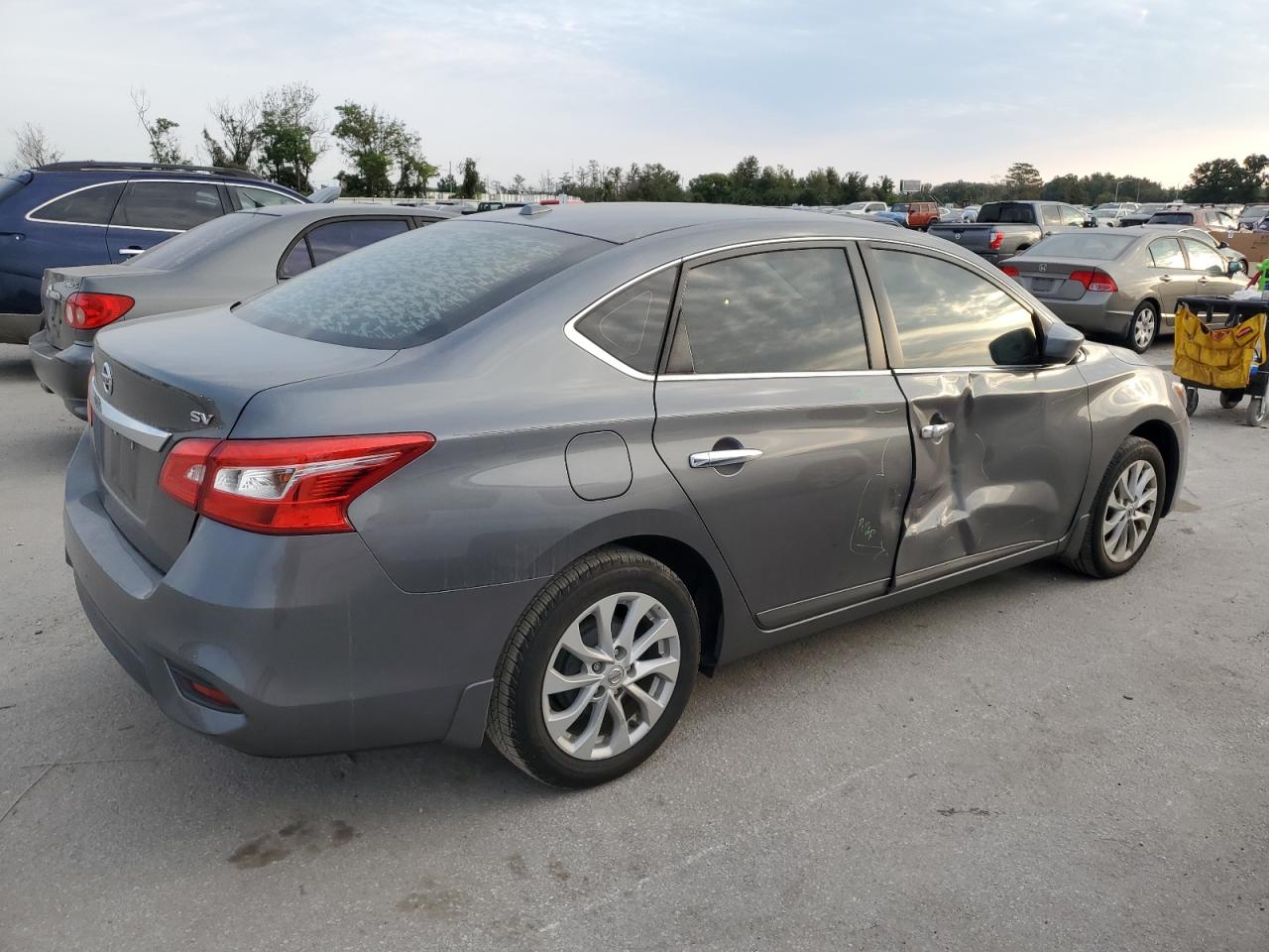 NISSAN SENTRA S 2018 gray  gas 3N1AB7AP2JL631701 photo #4