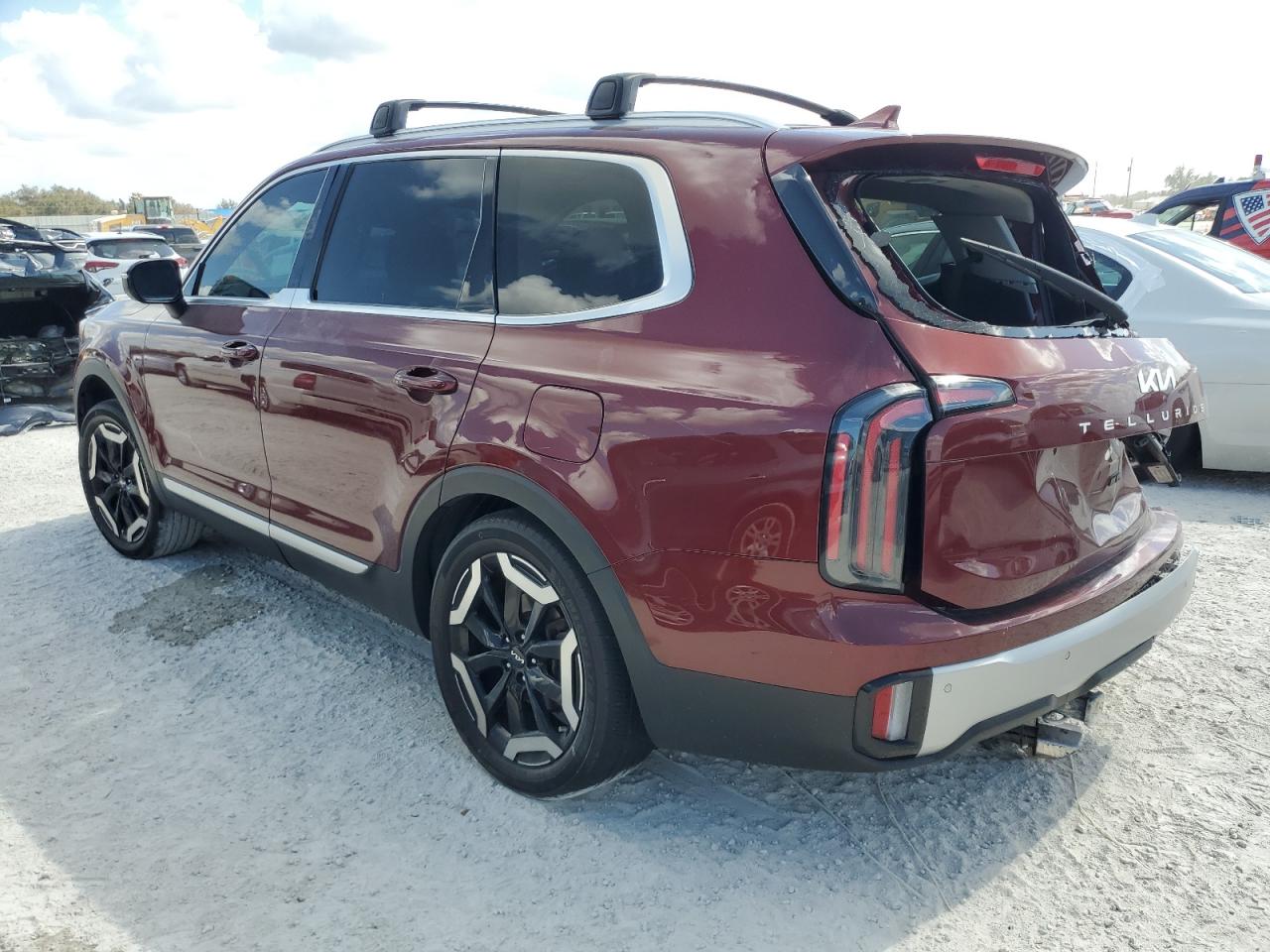 Lot #2994245915 2023 KIA TELLURIDE