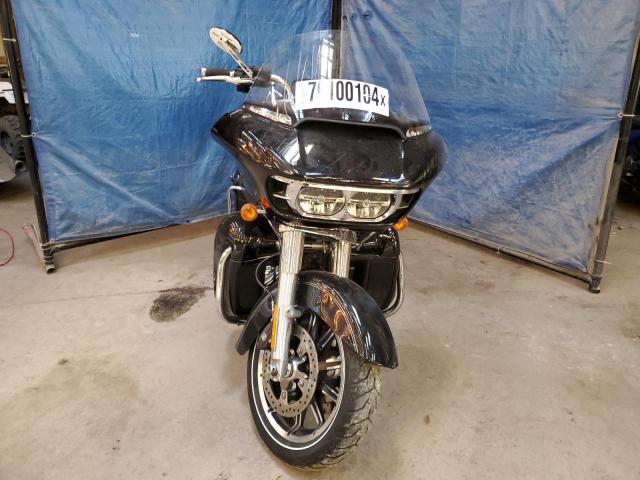 2017 HARLEY-DAVIDSON FLTRU 5HD1KGDA8HB610780
