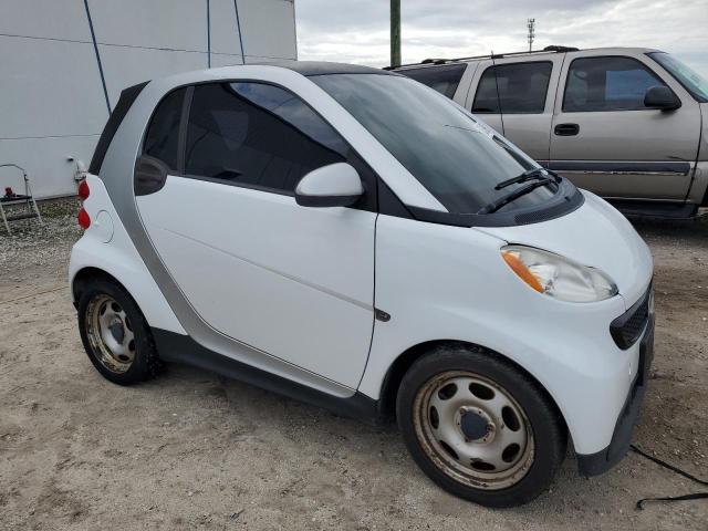 VIN WMEEJ3BA1DK695871 2013 Smart Fortwo, Pure no.4