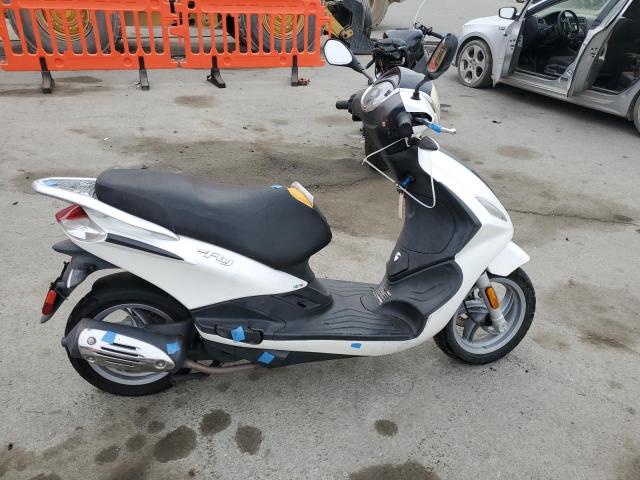 PIAGGIO MOTORCYCLE 2014 white  gas ZAPM798G8E7001493 photo #1