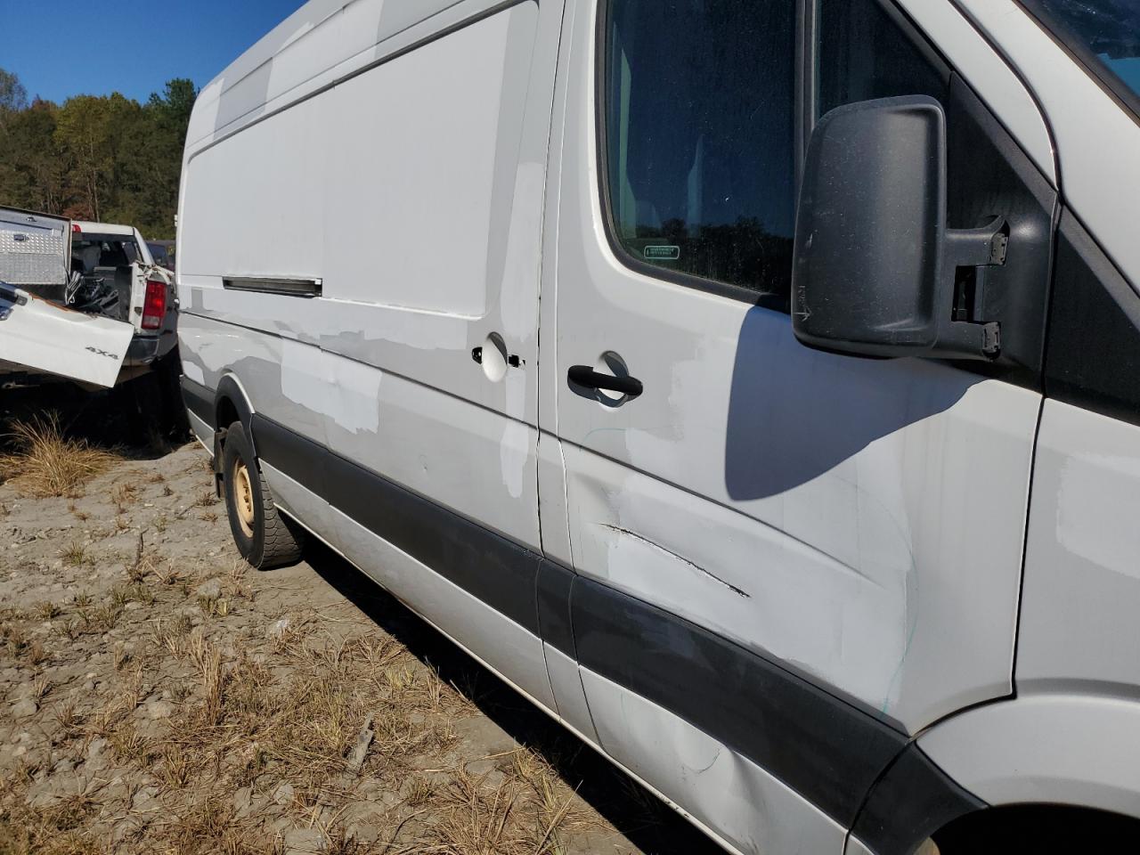 Lot #2926124750 2015 MERCEDES-BENZ SPRINTER 2