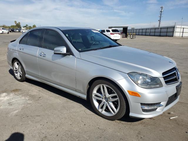 VIN WDDGF4HB9EA964601 2014 Mercedes-Benz C-Class, 250 no.4