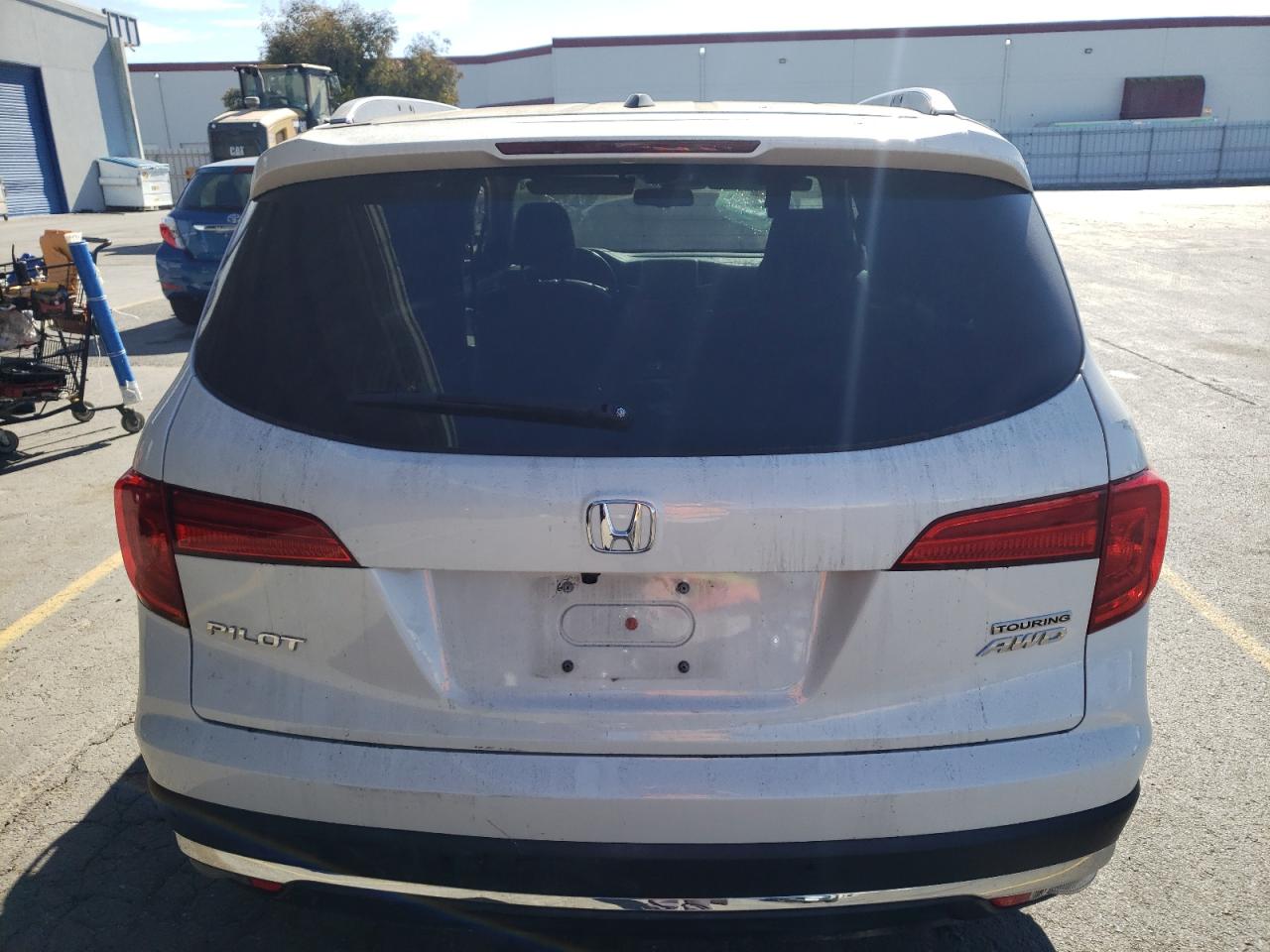 Lot #2940661330 2017 HONDA PILOT TOUR