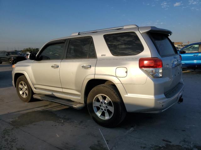 TOYOTA 4RUNNER SR 2010 silver  gas JTEZU5JR3A5009992 photo #3