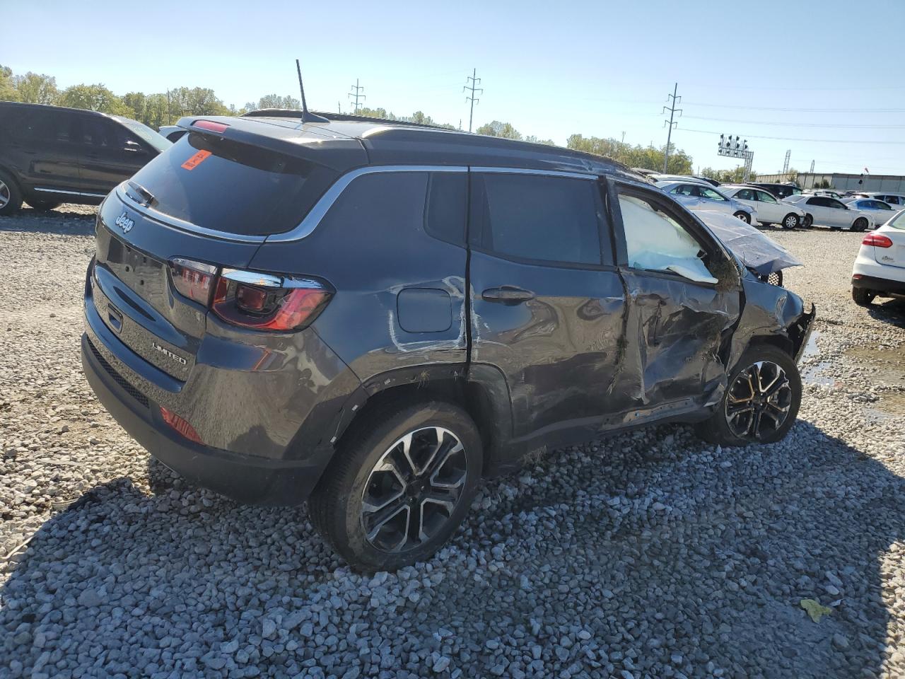 Lot #3027009811 2023 JEEP COMPASS LI