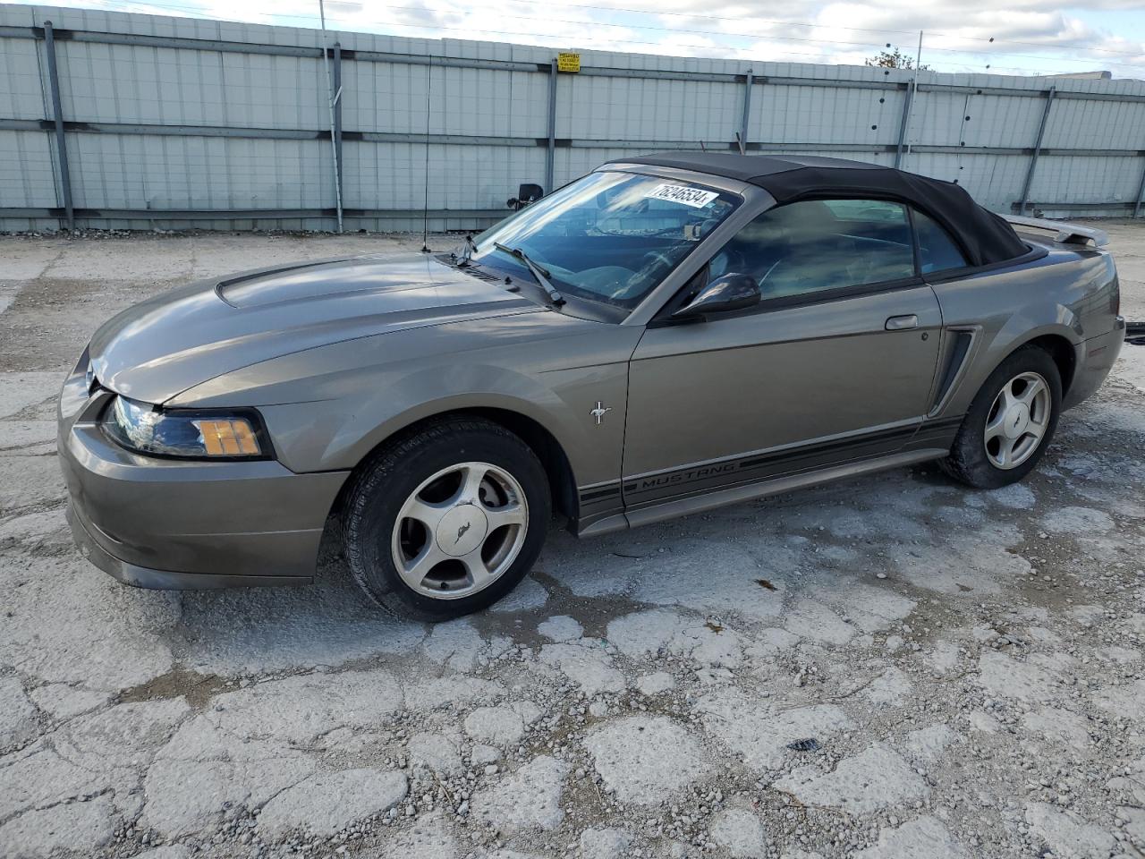 Lot #2962167170 2001 FORD MUSTANG