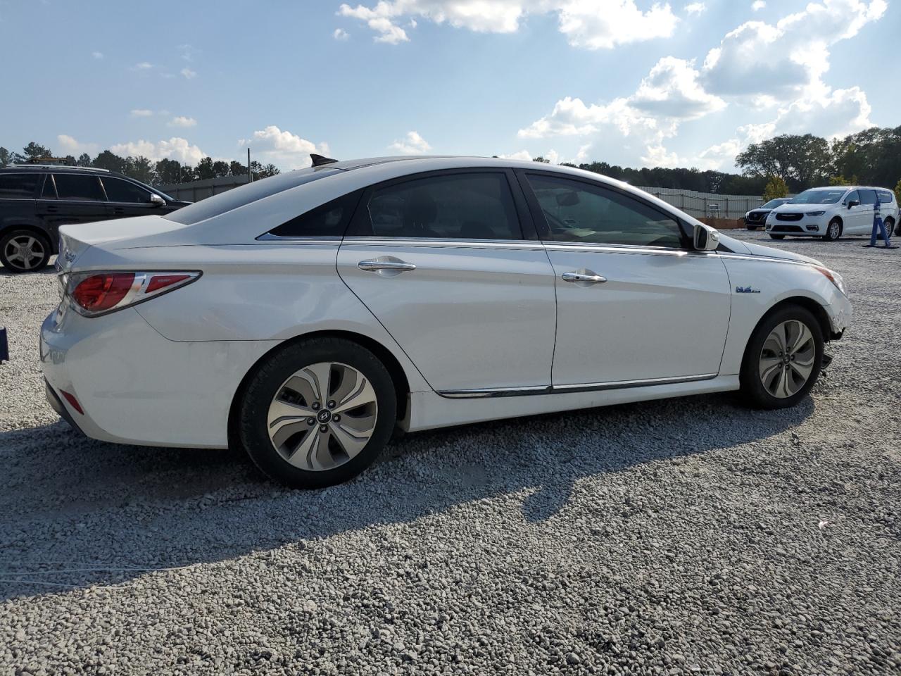 HYUNDAI SONATA HYB 2015 white sedan 4d hybrid engine KMHEC4A49FA130556 photo #4