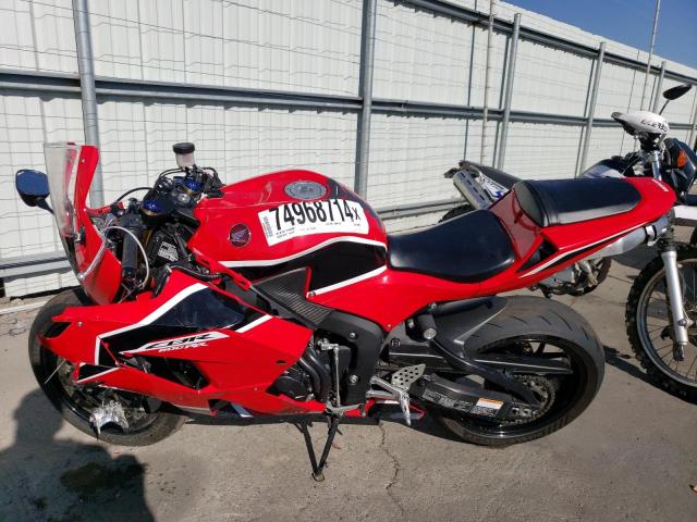2018 HONDA CBR600 RR - JH2PC40J3JK400606