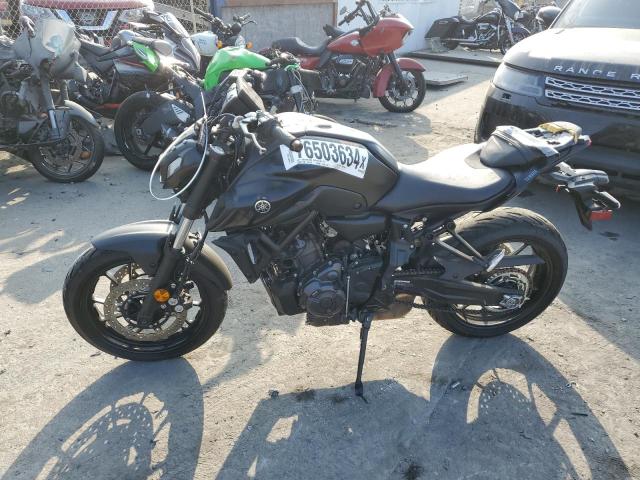 YAMAHA MT07 C 2023 black  gas JYARM32Y5PA001533 photo #4