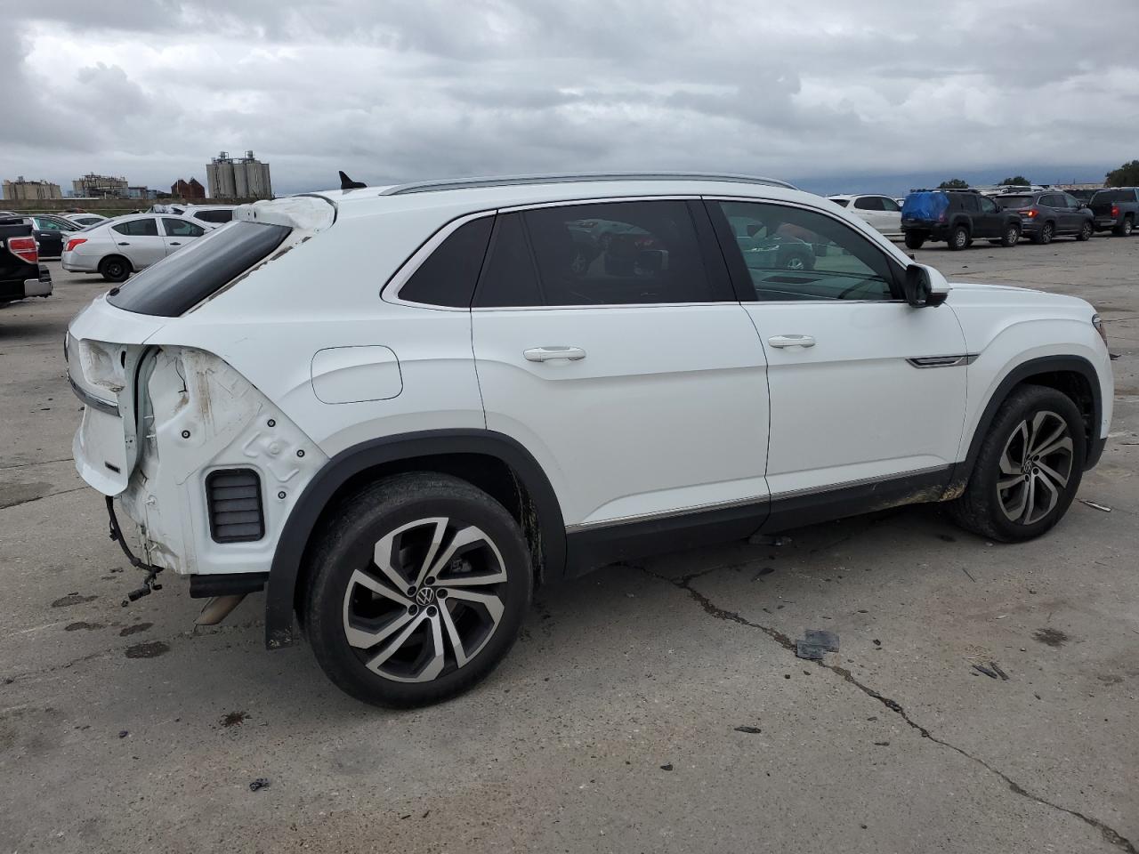 Lot #2976986747 2020 VOLKSWAGEN ATLAS CROS