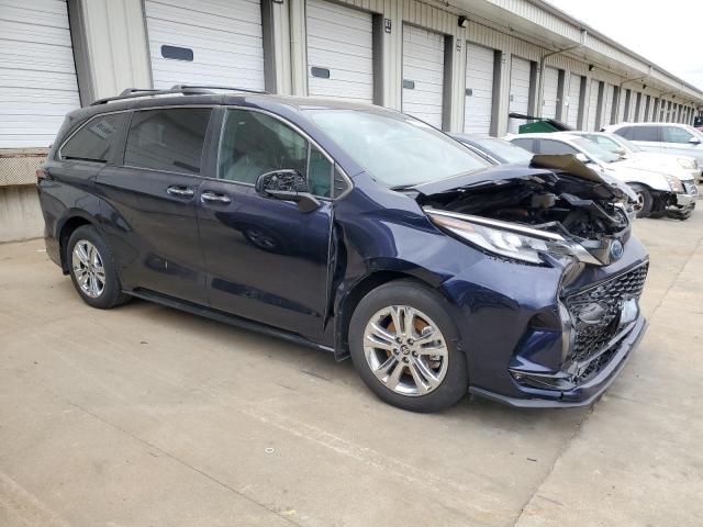 2022 TOYOTA SIENNA XSE - 5TDXSKFC9NS052897