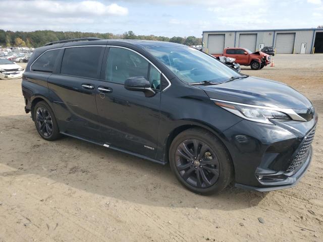 2021 TOYOTA SIENNA XSE - 5TDDRKEC3MS033230