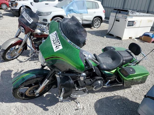 2011 HARLEY-DAVIDSON FLHXSE2 1HD1PZ812BB957883