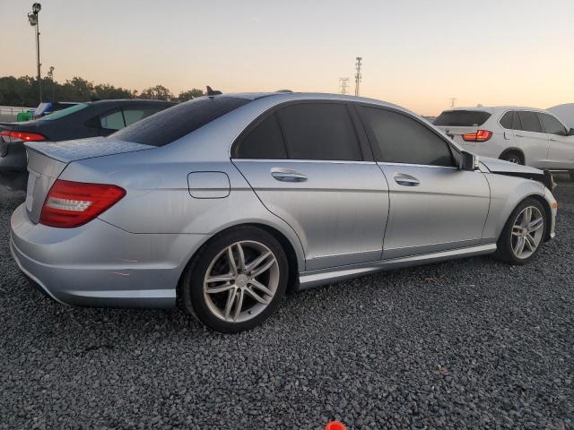 VIN WDDGF4HB3DA772492 2013 Mercedes-Benz C-Class, 250 no.3