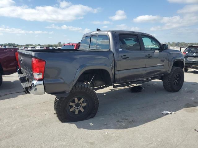 VIN 5TFAZ5CNXHX051877 2017 Toyota Tacoma, Double Cab no.3