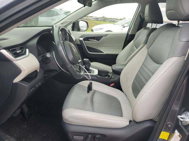 2019 TOYOTA RAV4 XLE P - JTMA1RFV2KD005978