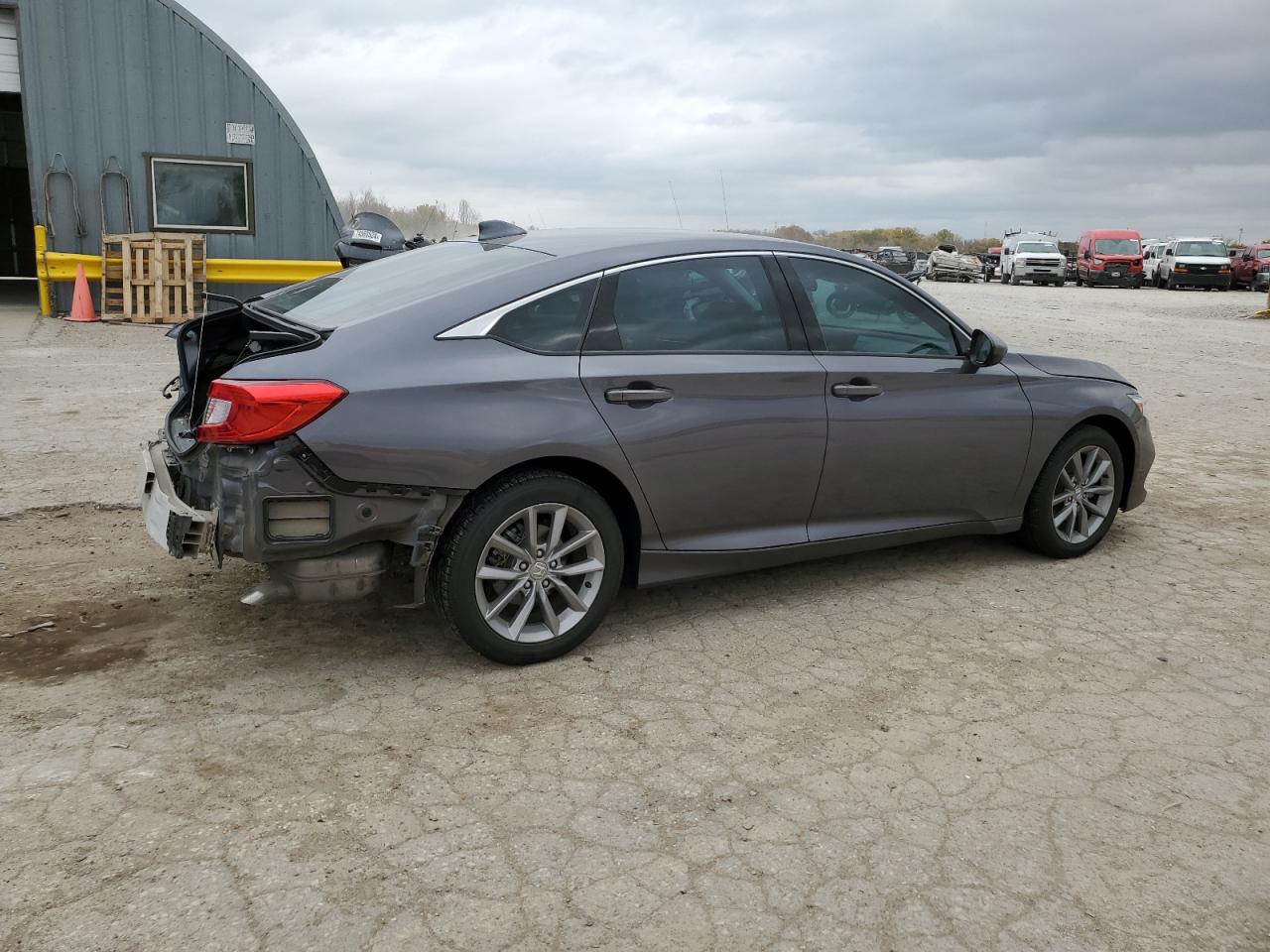 Lot #2940731452 2022 HONDA ACCORD LX